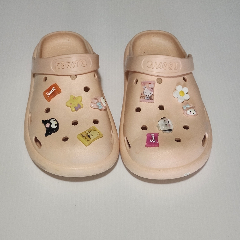 Cream Sandals with Decorative Charms